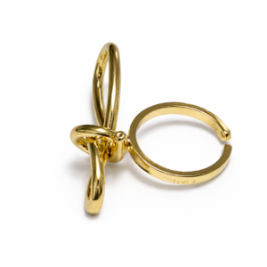 Anillo Dorado Regulable Nudo Escultural