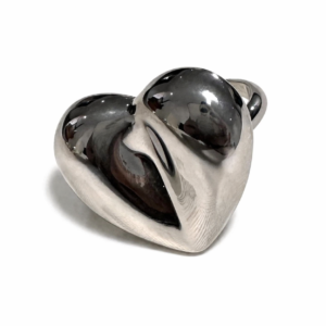 Anillo Plateado Corazón Volumétrico Pulido