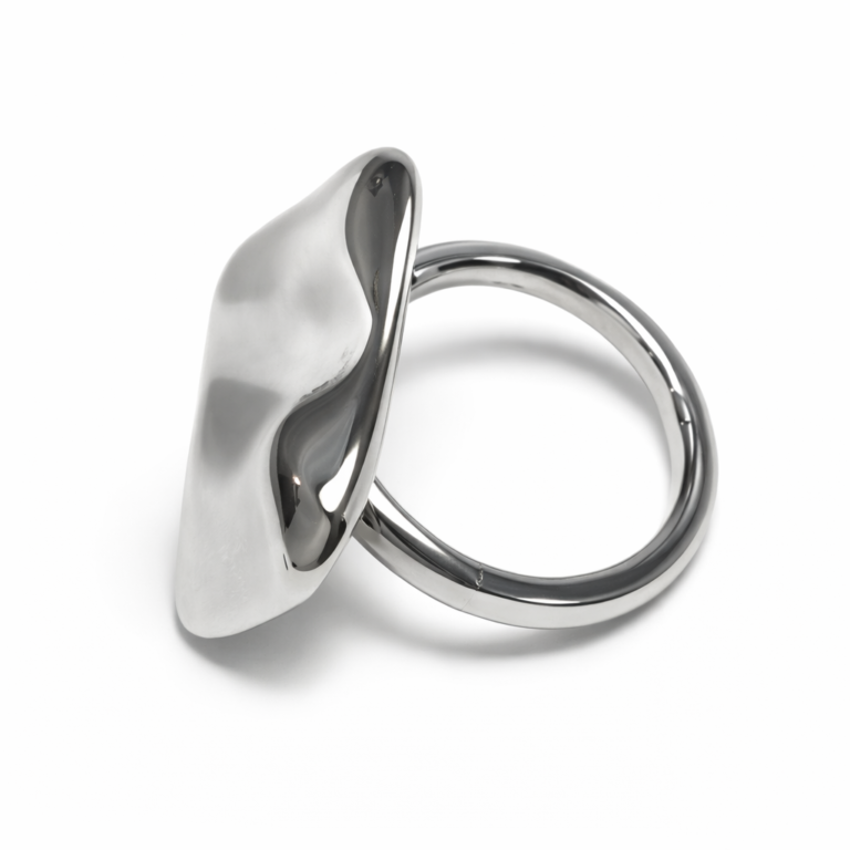Anillo Plateado Regulable Placa Orgánica Pulida
